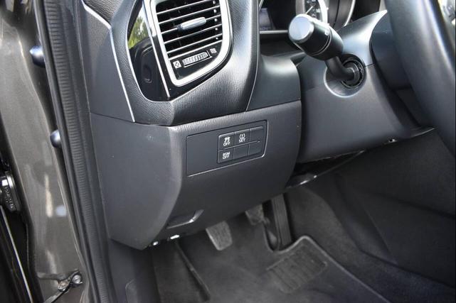 Photo of 2014 Brown Mazda Mazda3