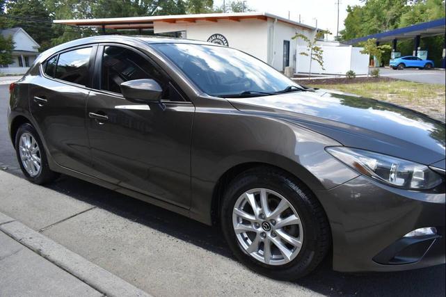 Photo of 2014 Brown Mazda Mazda3