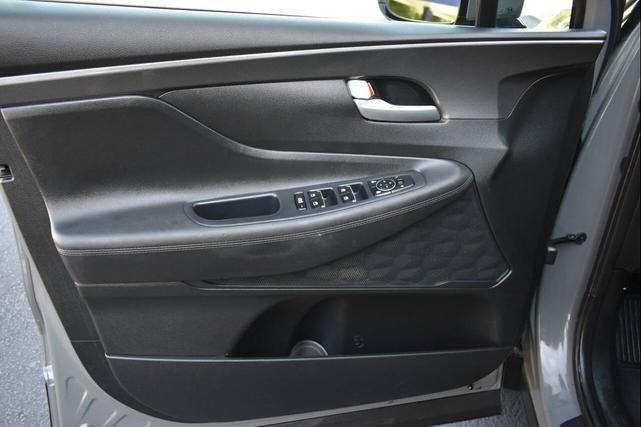 Photo of 2023 Hampton Gray Hyundai SANTA FE