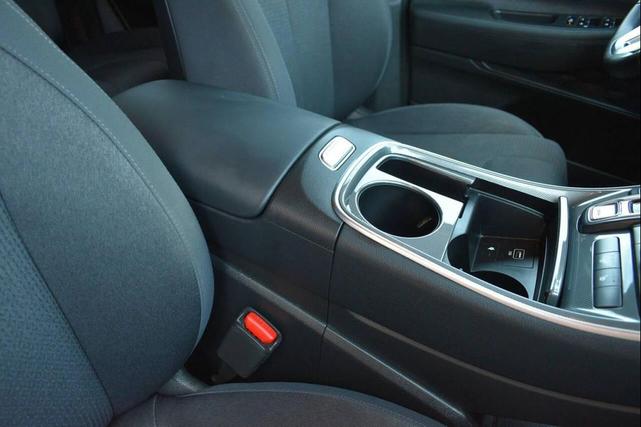 Photo of 2023 Hampton Gray Hyundai SANTA FE