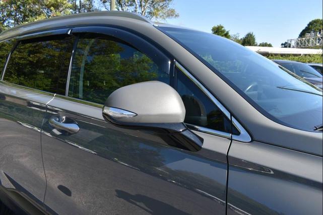 Photo of 2023 Hampton Gray Hyundai SANTA FE
