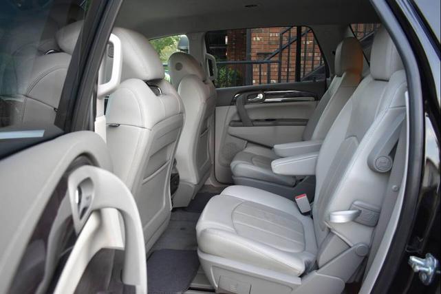 Photo of 2016 Ebony Twilight Metallic Buick Enclave