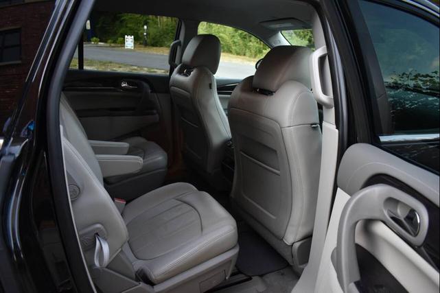 Photo of 2016 Ebony Twilight Metallic Buick Enclave
