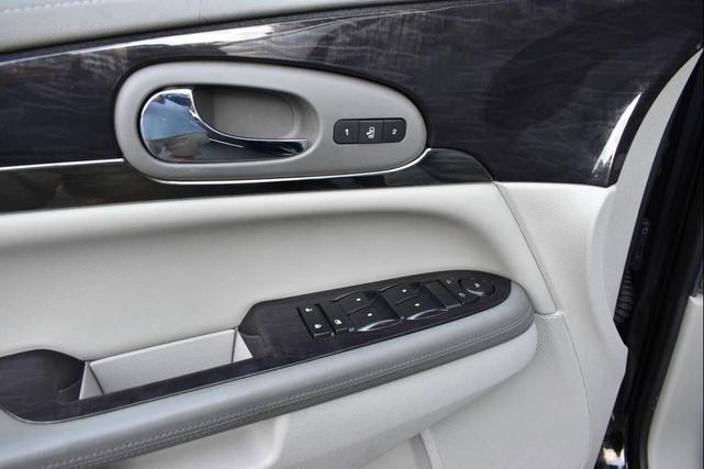 Photo of 2016 Ebony Twilight Metallic Buick Enclave
