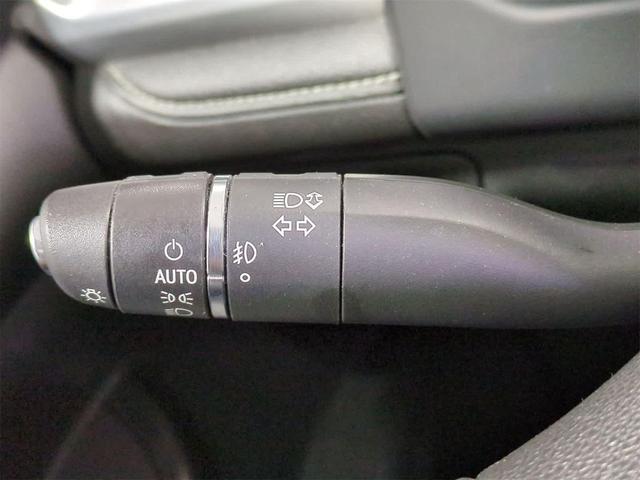 Photo of 2019 Summit White GMC Acadia
