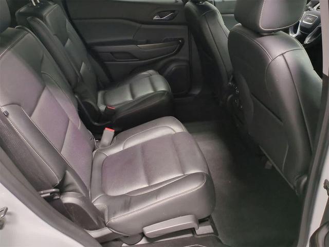 Photo of 2019 Summit White GMC Acadia