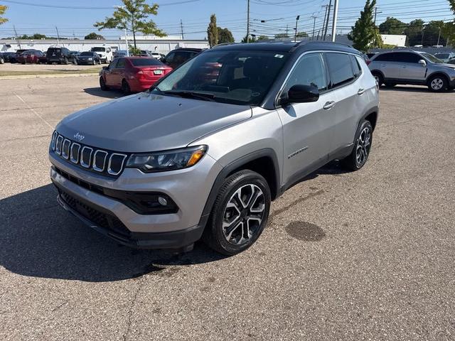 Photo of 2022 Billet Silver Metallic Clearcoat Jeep Compass