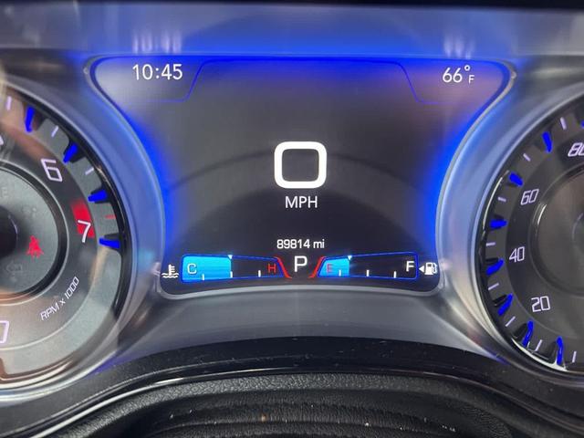 Photo of 2018 Gloss Black Chrysler 300