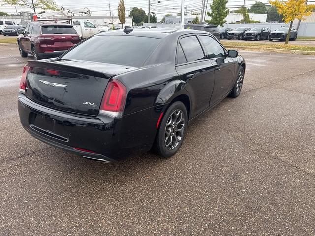 Photo of 2018 Gloss Black Chrysler 300
