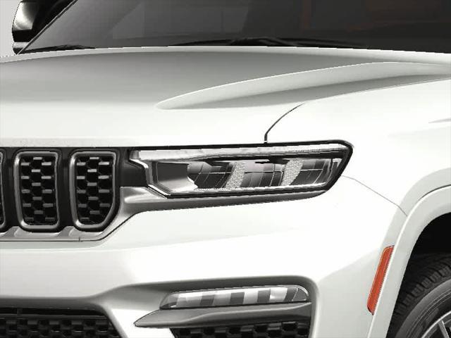 Photo of 2025 Bright White Clearcoat Jeep Grand Cherokee