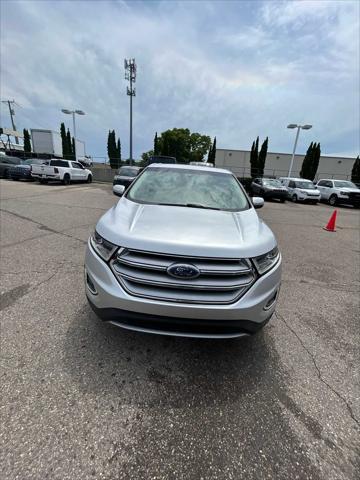 Photo of 2017 INGOT SILVER METALLIC Ford Edge