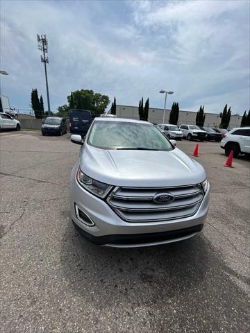 Photo of 2017 INGOT SILVER METALLIC Ford Edge