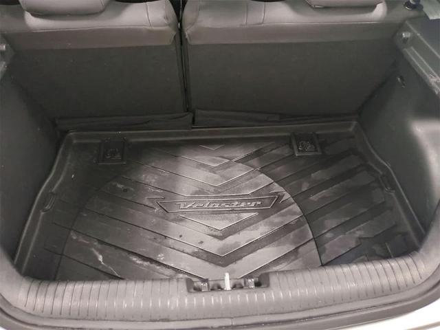 Photo of 2015 Ironman Silver Metallic Hyundai Veloster