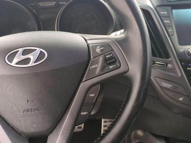 Photo of 2015 Ironman Silver Metallic Hyundai Veloster