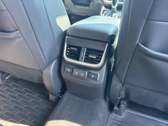 Photo of 2022 Ice Silver Metallic Subaru Outback