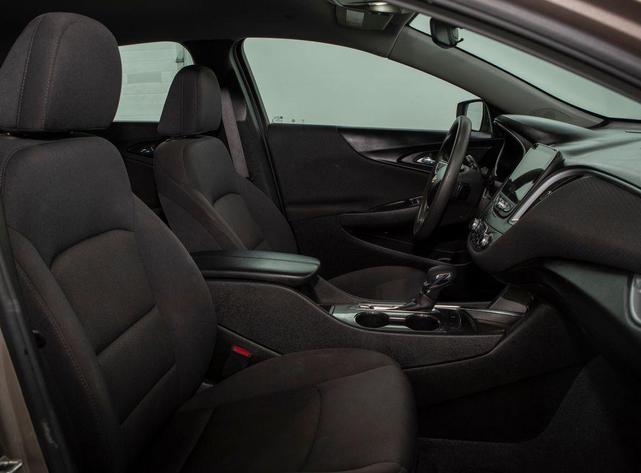 Photo of 2023 Mineral Gray Metallic Chevrolet Malibu