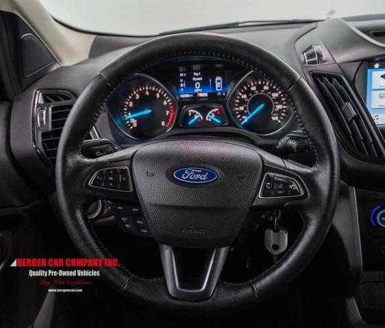Photo of 2018 Blue Ford Escape