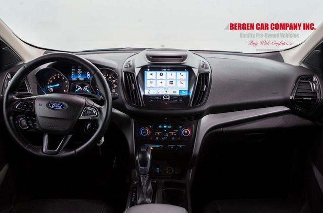 Photo of 2018 Blue Ford Escape