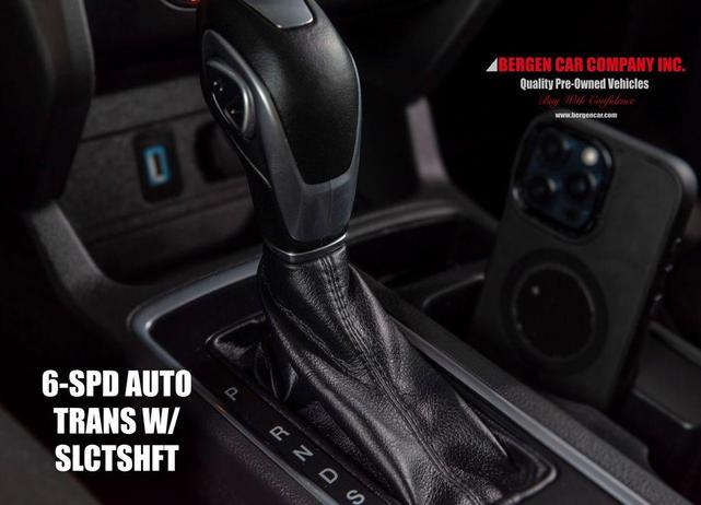 Photo of 2018 Blue Ford Escape