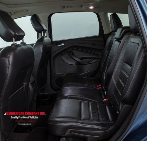 Photo of 2018 Blue Ford Escape