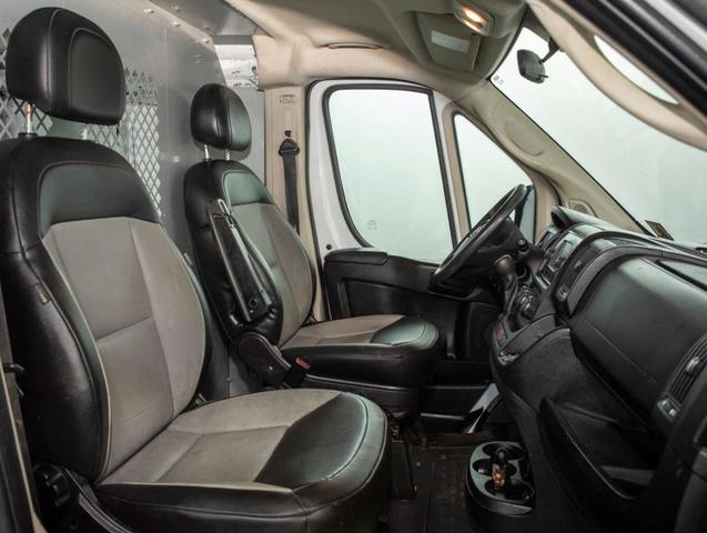 Photo of 2019 Bright White Clearcoat RAM ProMaster 2500