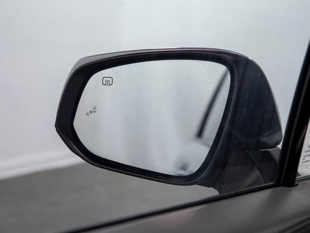 Photo of 2023 Celestial Silver Metallic Toyota Sienna
