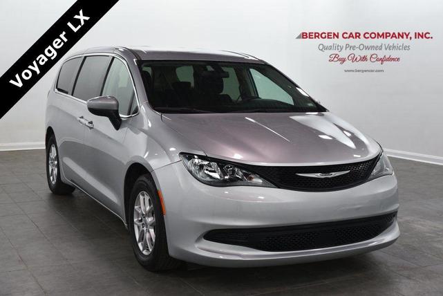 2022 Chrysler Voyager