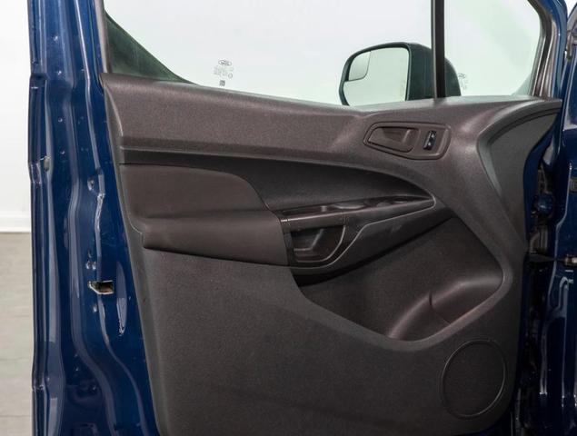 Photo of 2015 Dark Blue Ford Transit Connect
