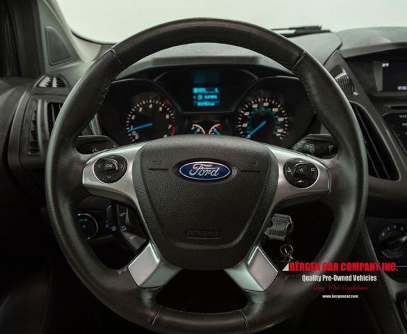 Photo of 2017 Dark Blue Ford Transit Connect