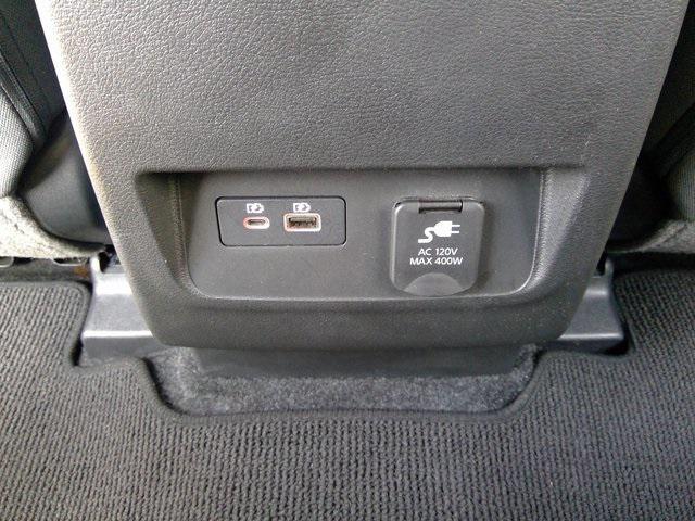Photo of 2024 Gun Metallic Nissan Frontier