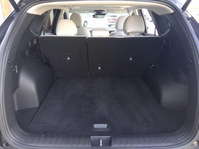 Photo of 2023 Phantom Black Hyundai TUCSON