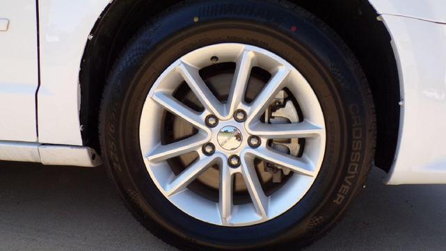 Photo of 2016 Bright White Clearcoat Dodge Grand Caravan