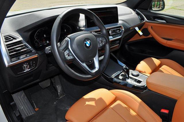 Photo of 2023 Alpine White BMW X3