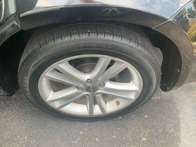 Photo of 2011 Black Dodge Avenger