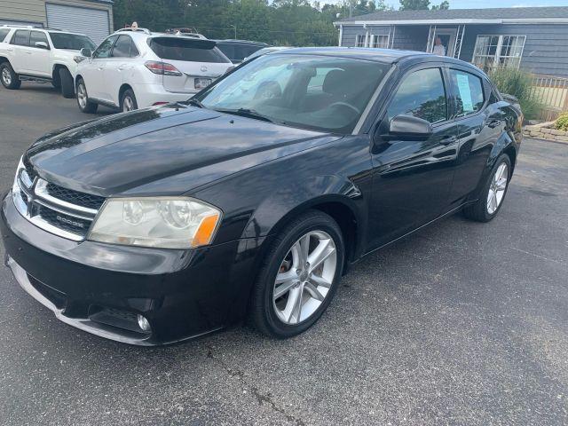 Photo of 2011 Black Dodge Avenger