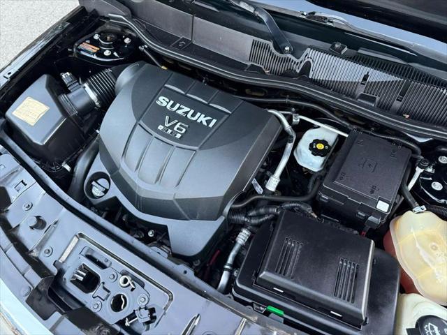 Photo of 2008 Jet Black Suzuki XL7