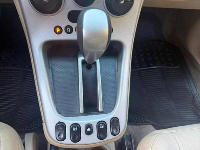 Photo of 2006 Sandstone Metallic Chevrolet Equinox