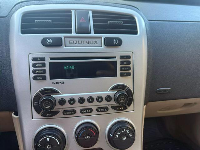 Photo of 2006 Sandstone Metallic Chevrolet Equinox