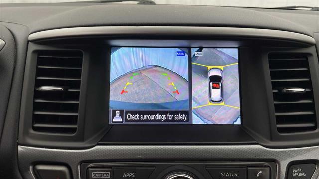 Photo of 2019 Magnetic Black Pearl Nissan Pathfinder