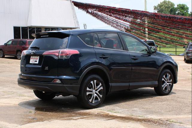 Photo of 2017 Blue Toyota RAV4