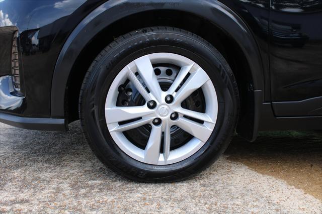 Photo of 2022 Super Black Nissan Kicks