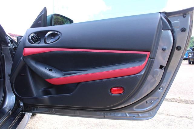 Photo of 2024 Gun Metallic Nissan Z