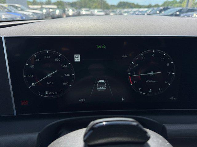 Photo of 2025 Phantom Black Hyundai SANTA CRUZ