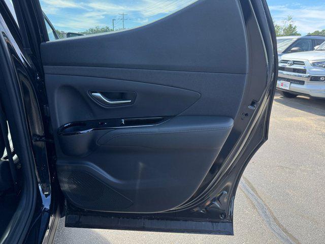 Photo of 2025 Phantom Black Hyundai SANTA CRUZ