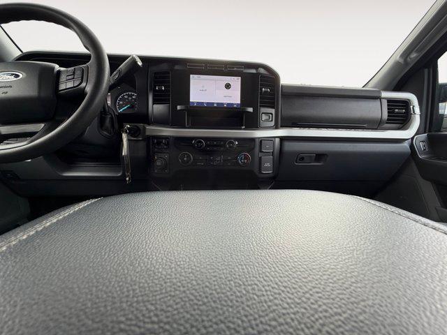Photo of 2023 Agate Black Metallic Ford F-250