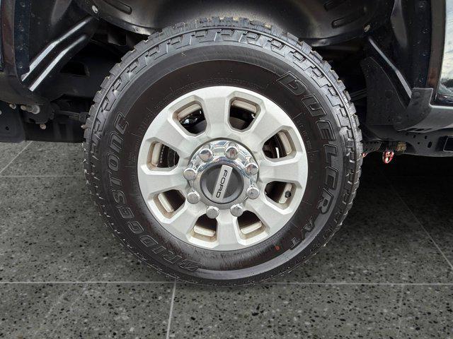 Photo of 2023 Agate Black Metallic Ford F-250