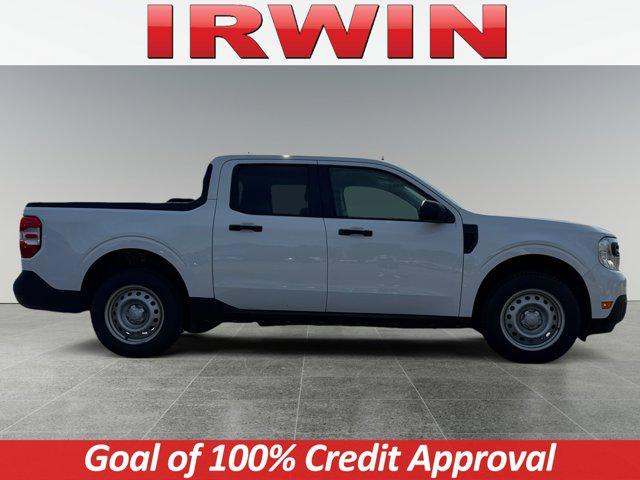 Photo of 2023 Oxford White Ford Maverick