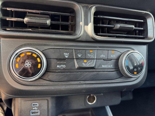 Photo of 2023 Oxford White Ford Maverick