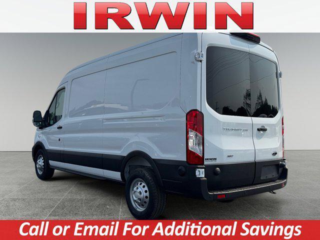 Photo of 2025 Oxford White Ford Transit-250
