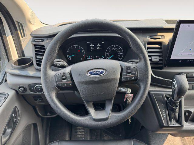 Photo of 2025 Oxford White Ford Transit-250